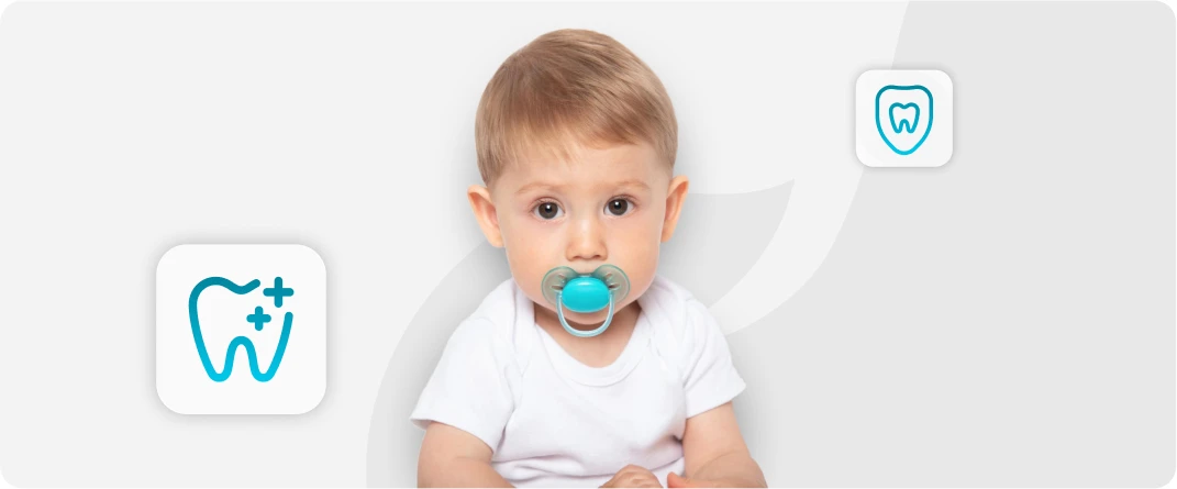 Bebé a usar chupeta.